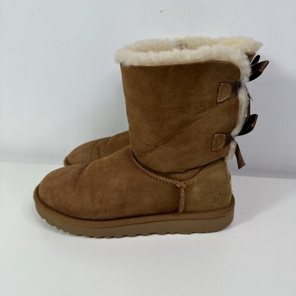 Ugg Bailey Brown Bow Boots Women's Size 7 USA - Picture 5 of 11